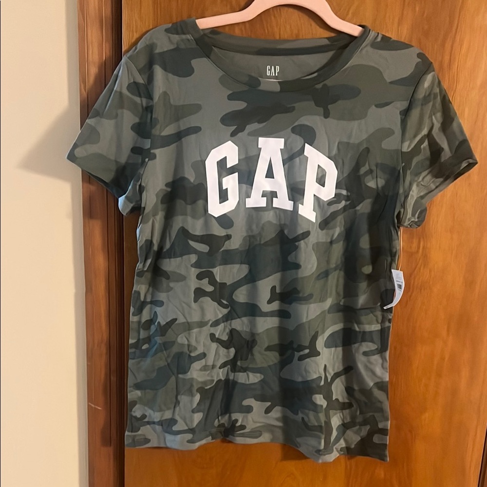 GAP Camouflage T-Shirt